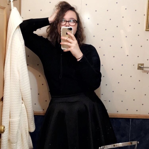 Meet your Posher, Rylee - Picture 2 of 4